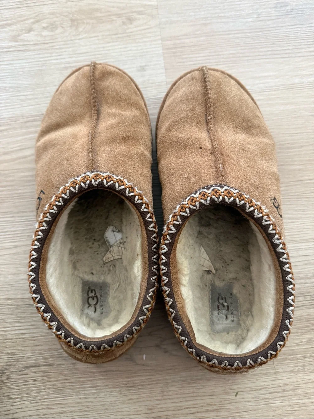 Tasmans Uggs - Picture 3 of 5